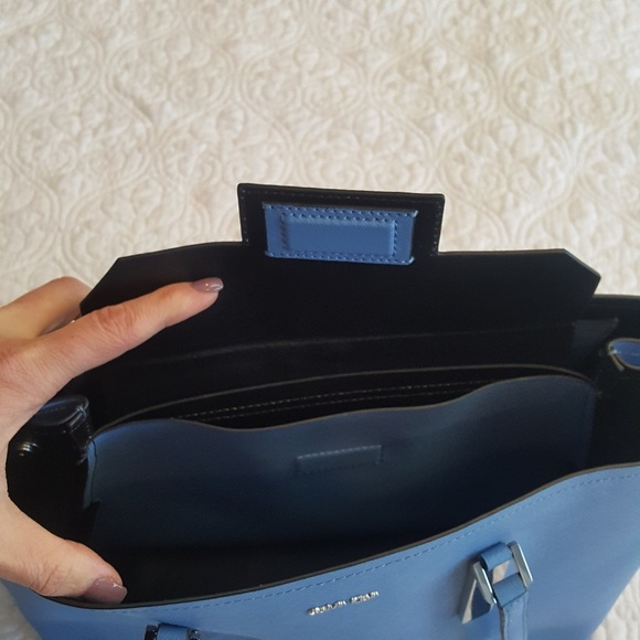 Blue Saffiano Leather Tote - Picture 6 of 7